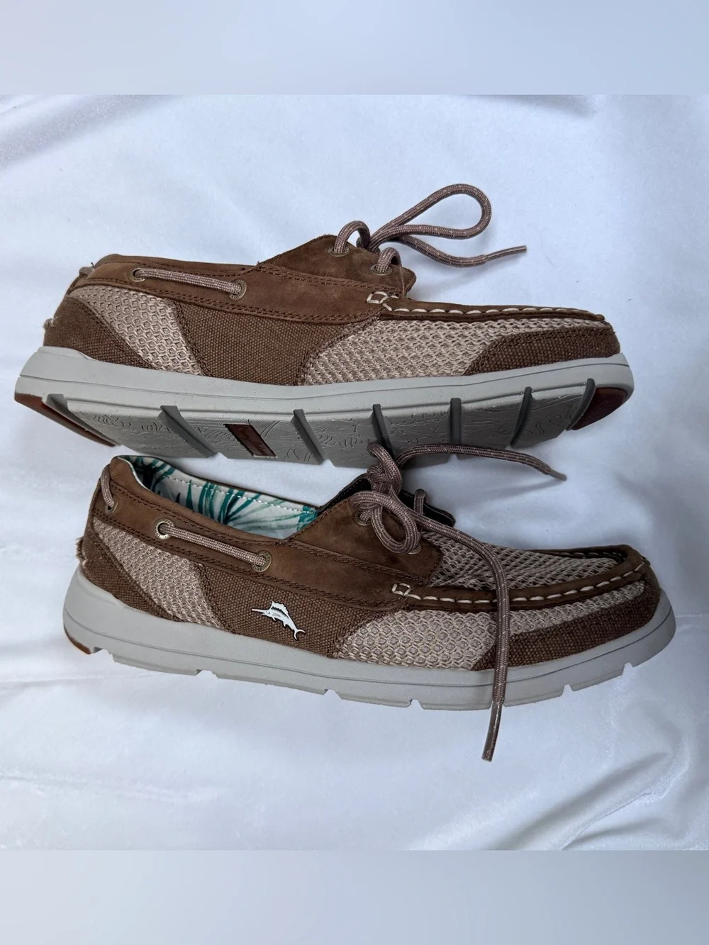 Tommy Bahama Men's Taupe and Brown Mesh Lace-Up Boat Shoes